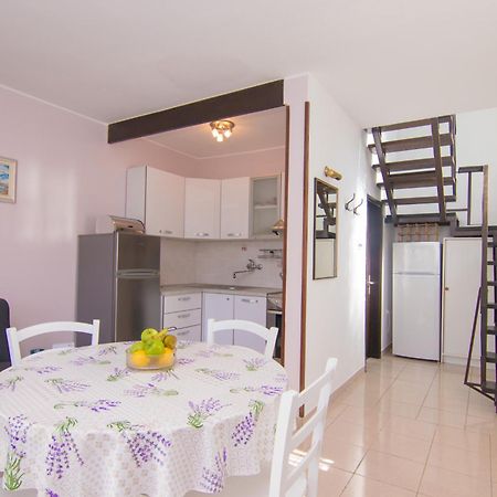 Holiday House Ingrid Malinska Luaran gambar