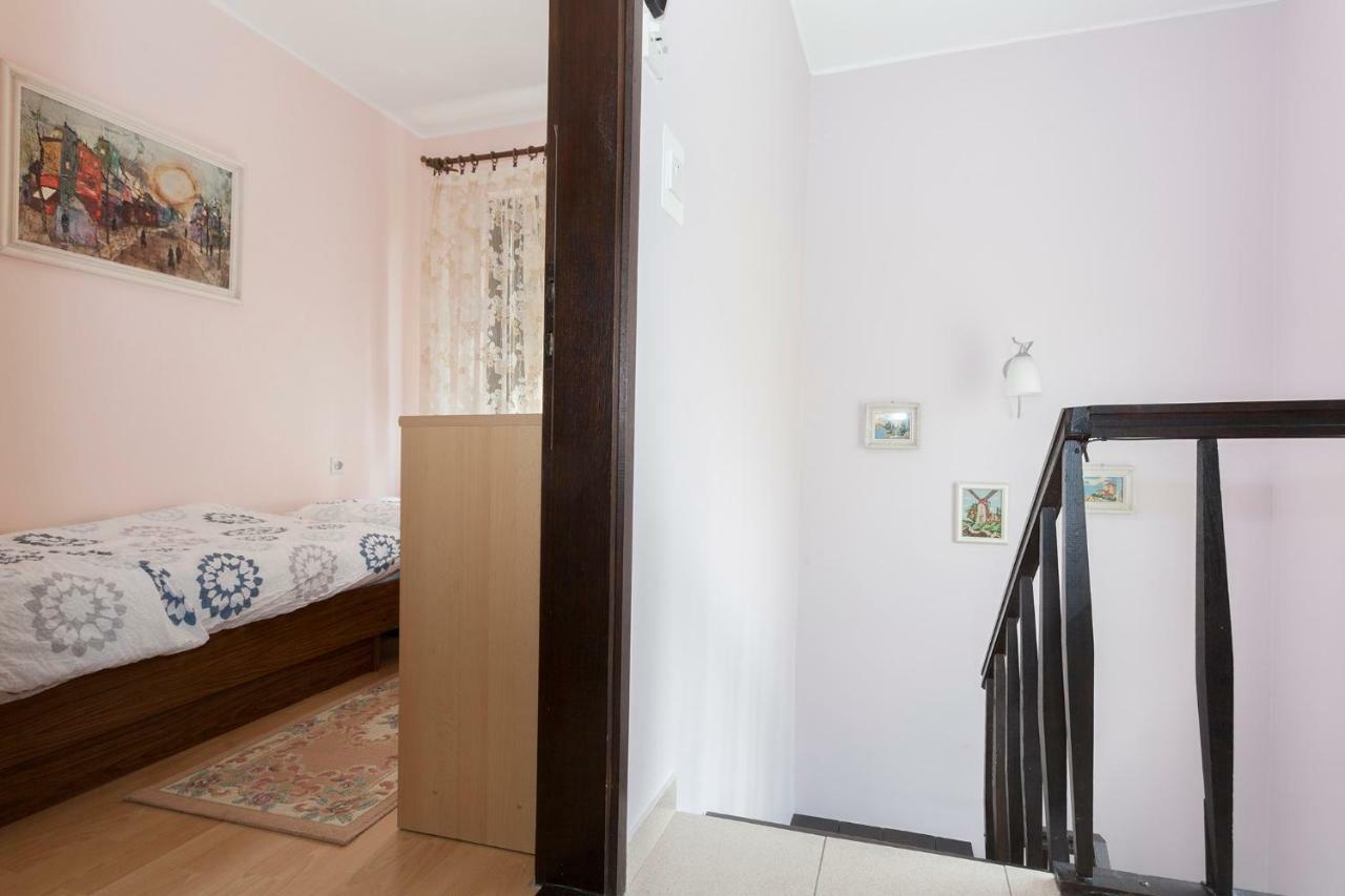 Holiday House Ingrid Malinska Luaran gambar